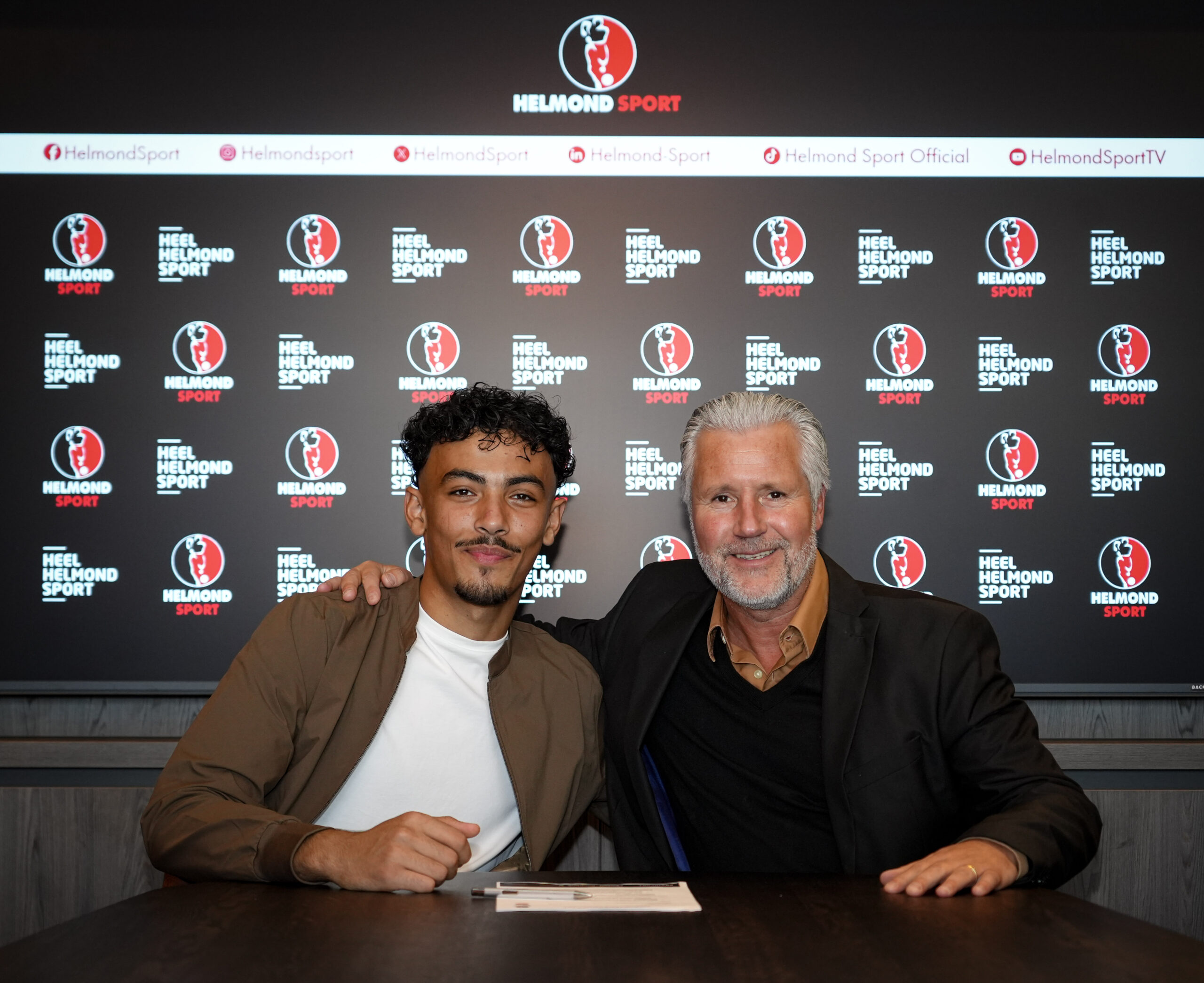 Adam El Maach tekent eerste profcontract bij Onze Club